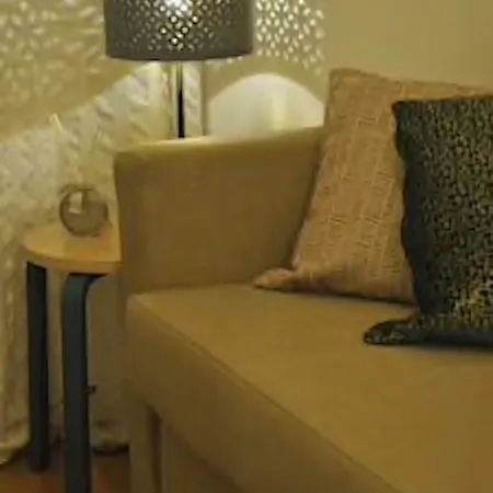 Local Amigo Iii Apartment *